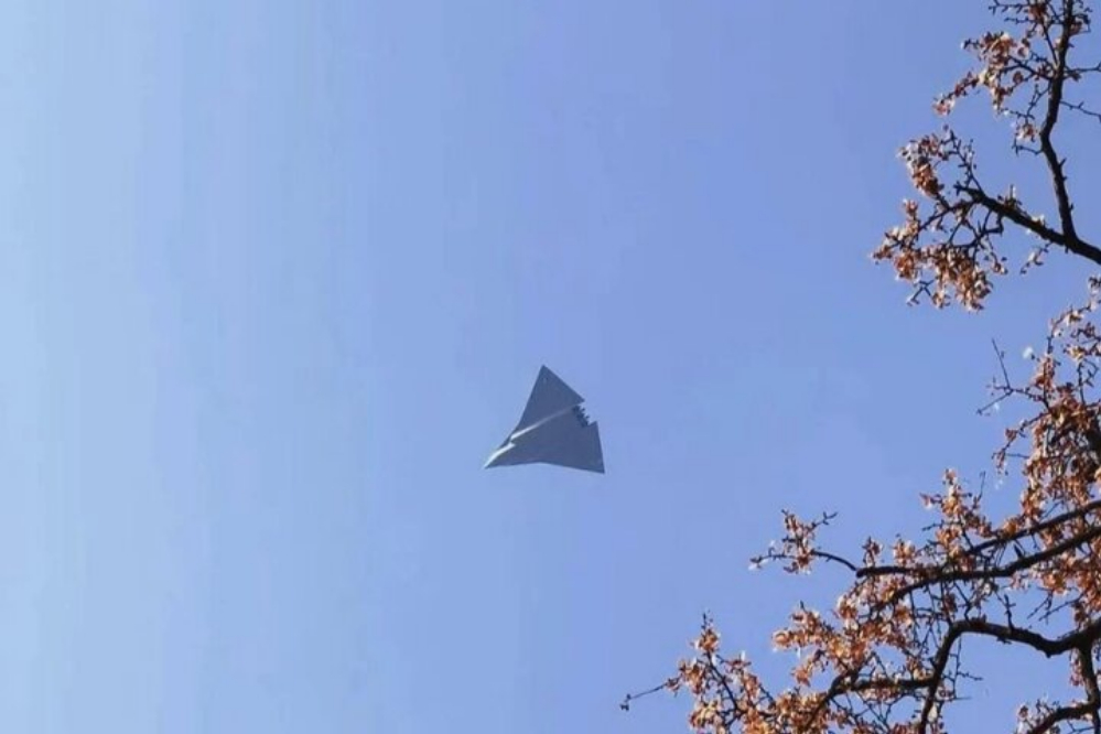چین و آمریکا در مسیر رقابت نسل ششم؛ پایگاه جدید آزمایش پروازی چین چه می‌گوید؟