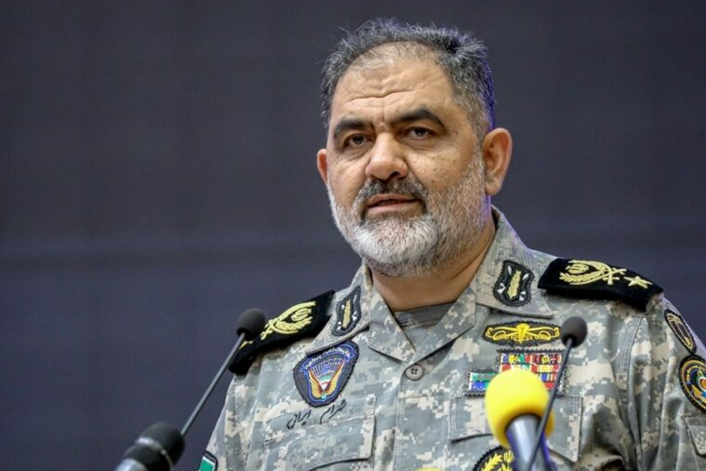 فرمانده نیروی دریایی ارتش: دشمن از توان عملیاتی ایران نگران است