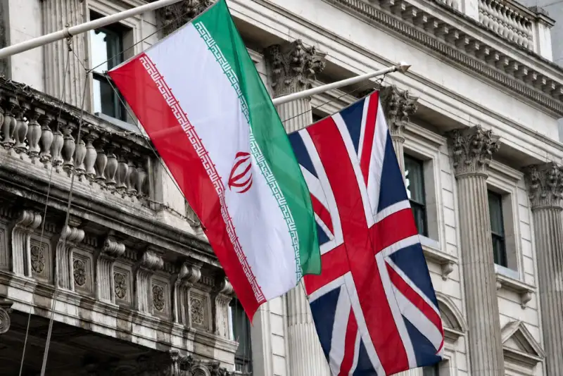 گسترش دامنه تحریم‌های یکجانبه علیه ایران از سوی انگلیس