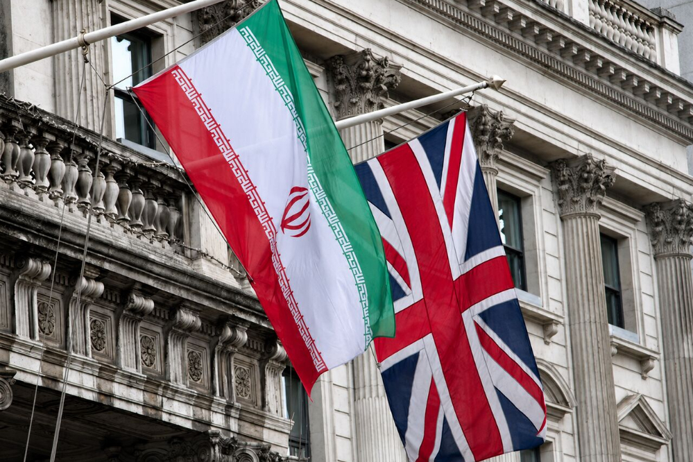 گسترش دامنه تحریم‌های یکجانبه علیه ایران از سوی انگلیس