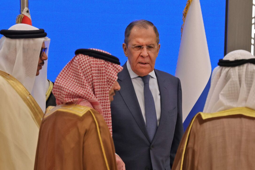 دیدار وزرای خارجه روسیه و عربستان در مسکو؛ تأکید لاوروف بر ثبات خاورمیانه