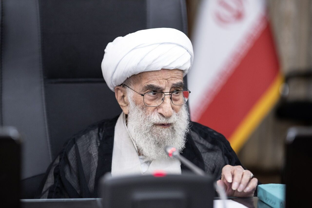 آیت‌الله جنتی: نبرد اقتصادی به روحیه جهادی و فرماندهی نیاز دارد