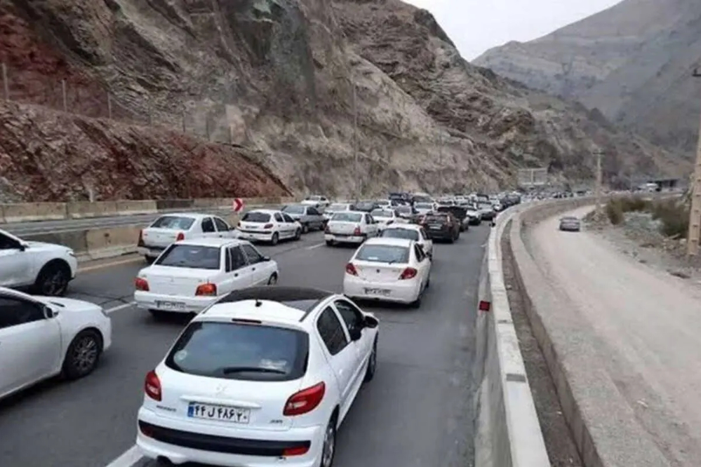 ترافیک 7 کیلومتری در خروجی مرزن‌آباد