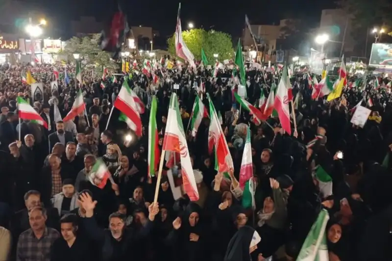 تقدیر مجلس از 200 روز ایستادگی مردم