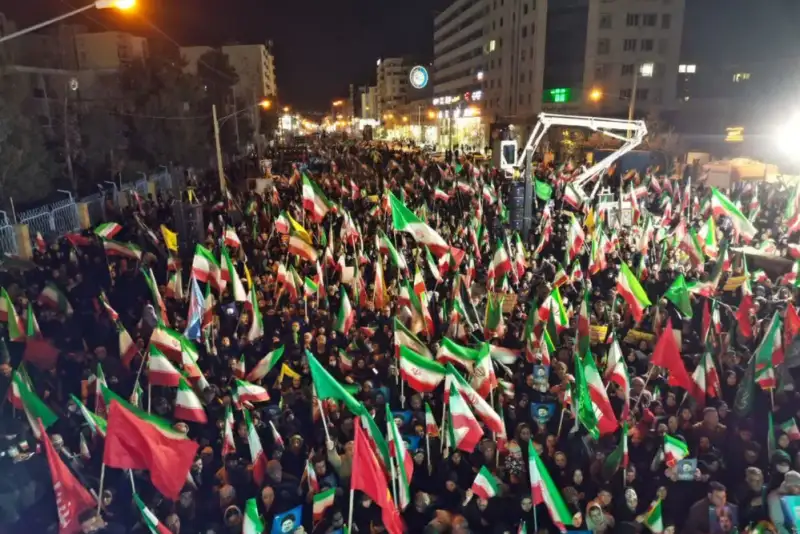 چگونه «امر ملی» را از خیابان به پیاده‌رو تبعید کنیم؟!