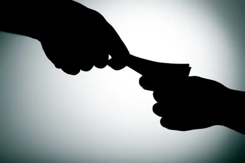 هشدار وزارت بهداشت درباره فروش صندلی پزشکی؛ کلاهبرداران تا 11 میلیارد تومان می‌گیرند