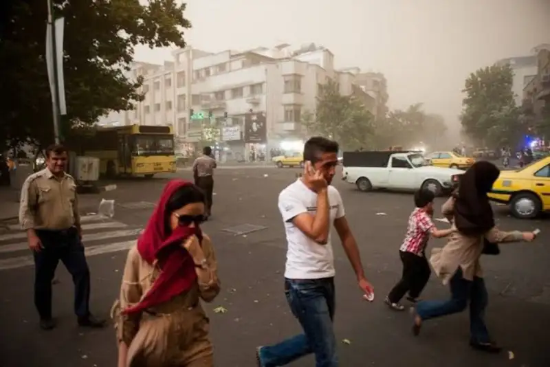 هشدار هواشناسی تهران؛ باد شدید و گرد و خاک ادامه دارد