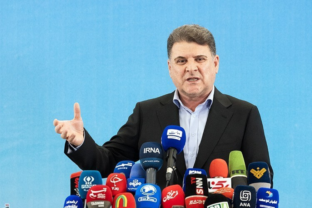 معاون سیاسی وزیر کشور: دوگانه‌سازی میان نیروهای نظامی و دیپلمات‌ها خیانت است