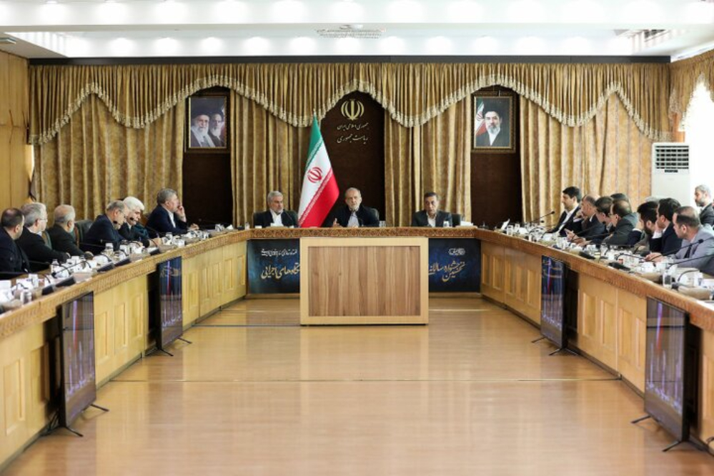 پزشکیان: به دشمن حسن ظن نداریم؛ بر عهد خود می‌ایستیم
