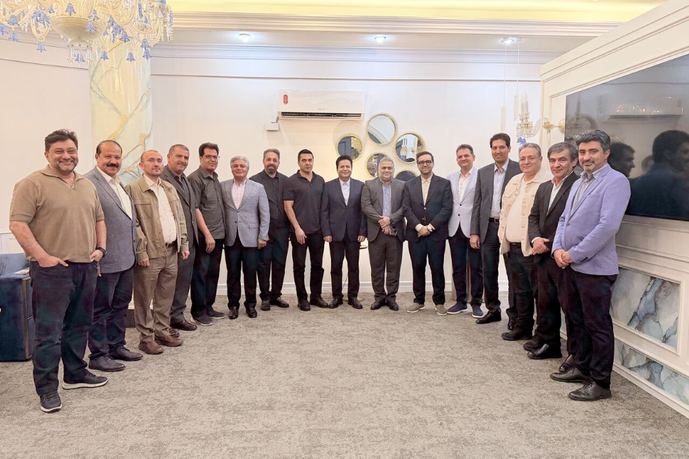 وفد تجاري من غرفة تجارة إيران يتوجه إلى طشقند