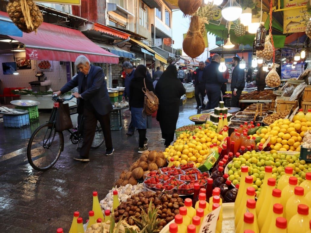 یک سوم خانوارهای ایرانی در فقر مطلق / کرونا بیش از 1.5 میلیون شغل را از بین برد