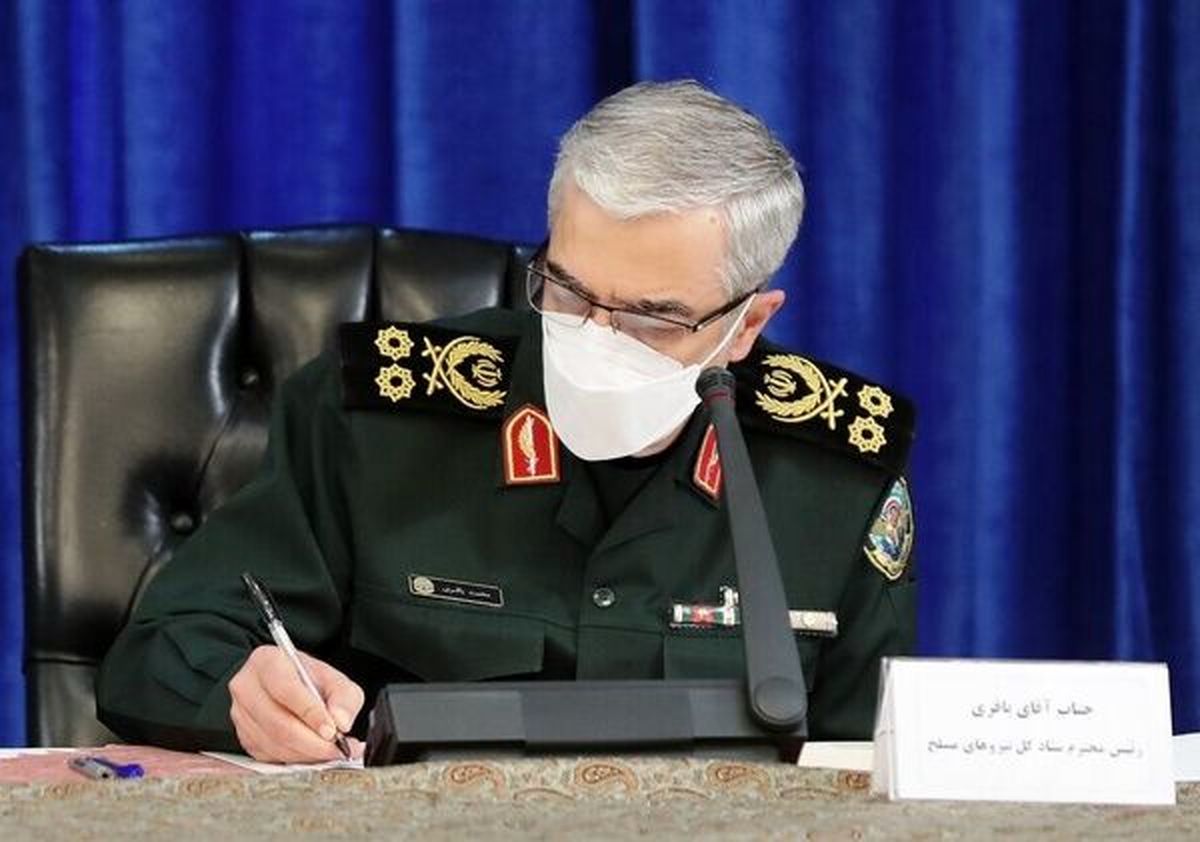 اللواء باقري: امريكا وحلفاؤها سبب الحروب والتوترات في العالم
