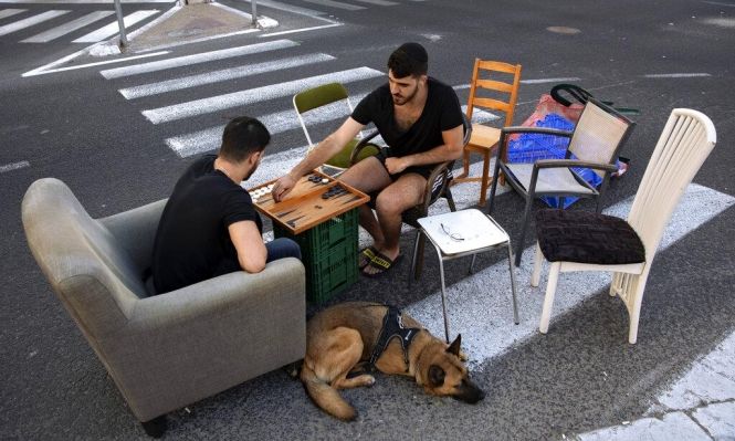 1.9 מיליון אזרחים מאבדים את זכויות הטלאי הירוק