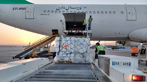 ايران تستلم شحنة جديدة من اللقاح الصيني وتعلن تلقيح 63 مليون مواطن
