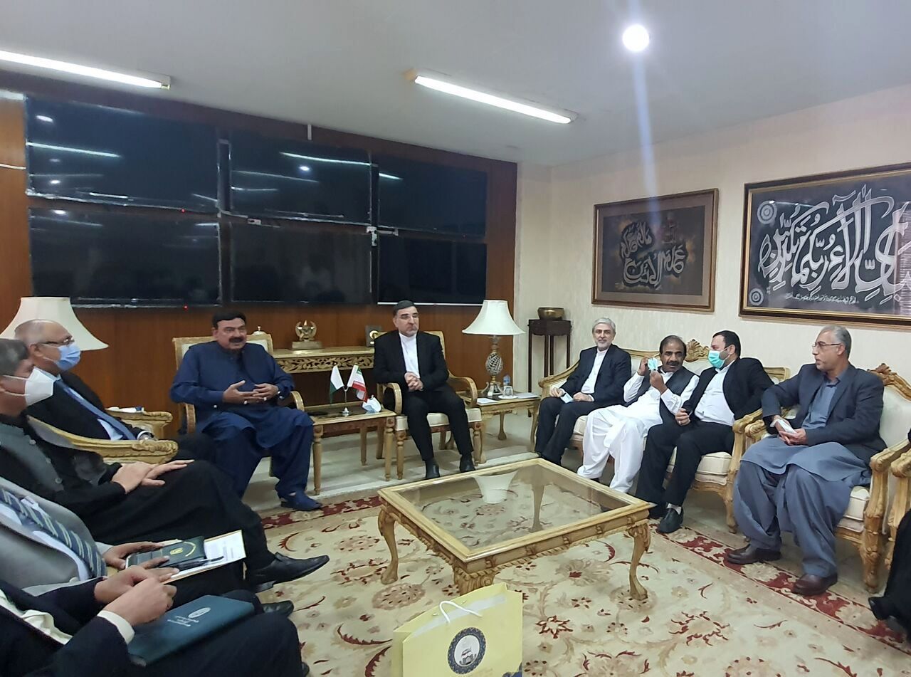وفد ايراني في باكستان.. طهران واسلام آباد تسارعان الخطى نحو تعزيز التعاون الثنائي