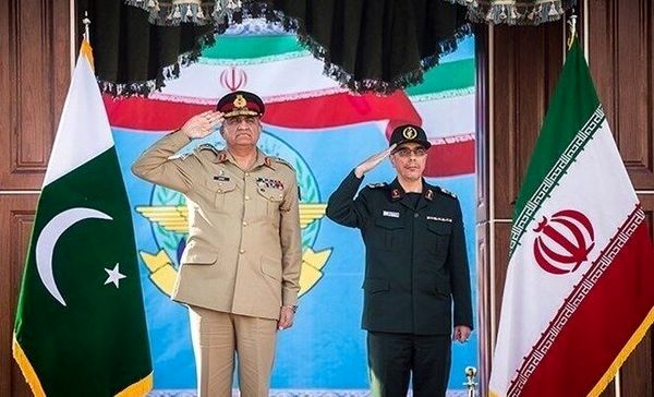 دیدار سرلشکر باقری با فرمانده ارتش پاکستان