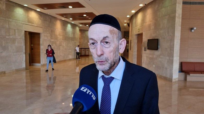 אורי מקלב: &quot;צרכני הכשרות יממנו את הרפורמים&quot;
