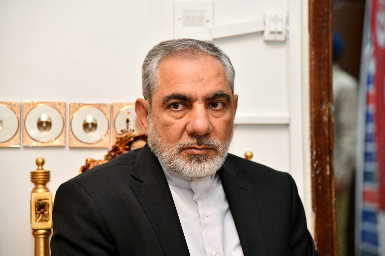 السفير الايراني بصنعاء: نعم جورج قرداحي حرب اليمن عبثية