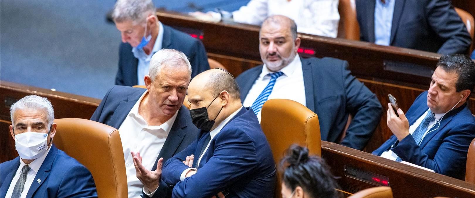 מנכ&quot;ל משרד רה&quot;מ: &quot;קיצוצים עושים כשמקבלים החלטות לא נכונות&quot;